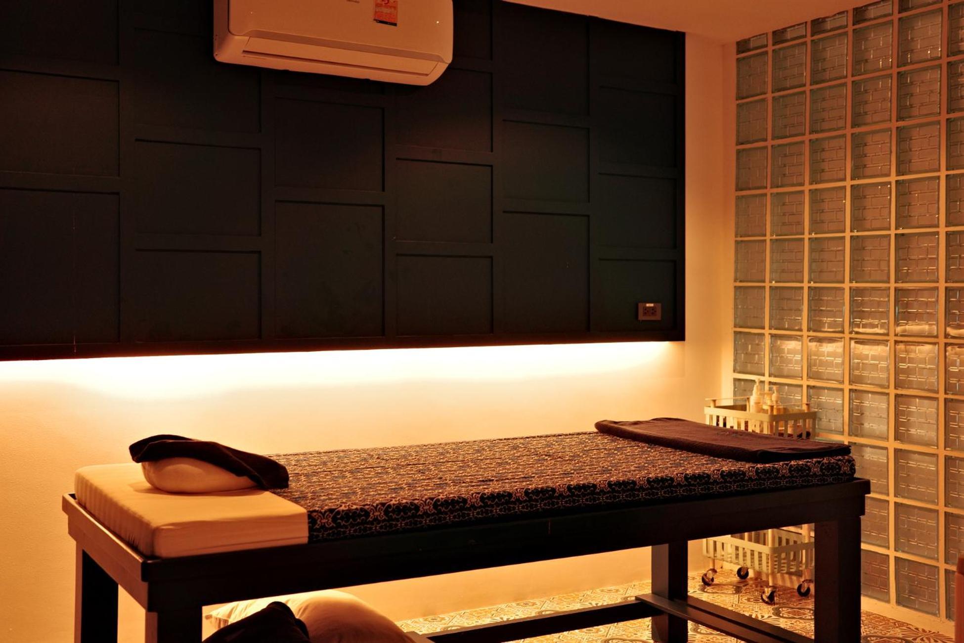 Lägenhet Sabay Rent N303 With Scenic Pool View Surrounded By Palm Trees In Citygate Kamala