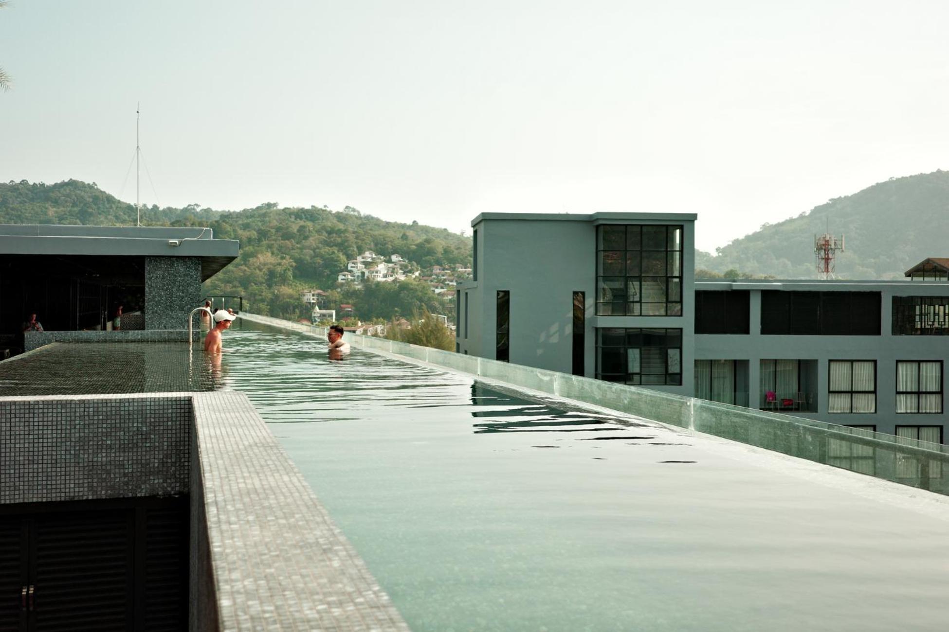 Lägenhet Sabay Rent N303 With Scenic Pool View Surrounded By Palm Trees In Citygate Kamala Phuket